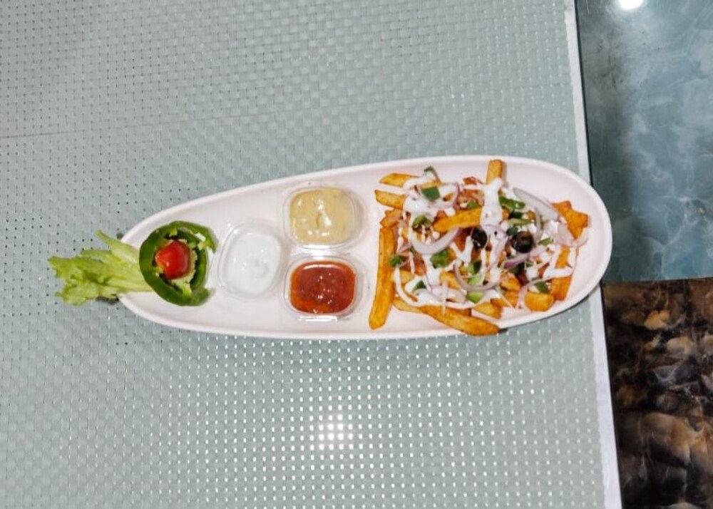 LOADED FRIES WITH VEGS AND SAUCES