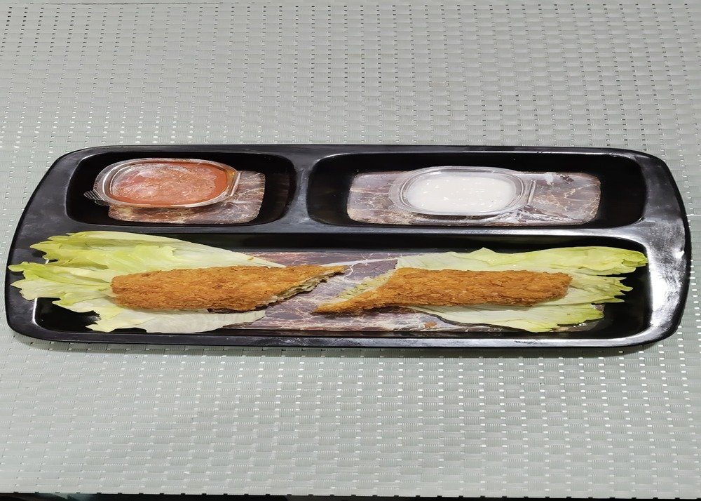 CHICKEN KURKURE SPRING ROLL