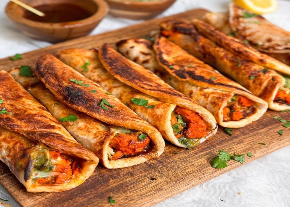 CHICKEN TIKKA ROLL